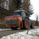 Attachable spreaders